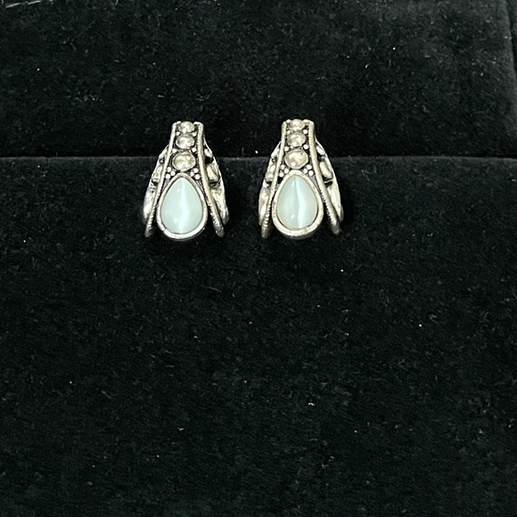 Avon Jewelry - Vintage Avon earings. Very good condition. No backs